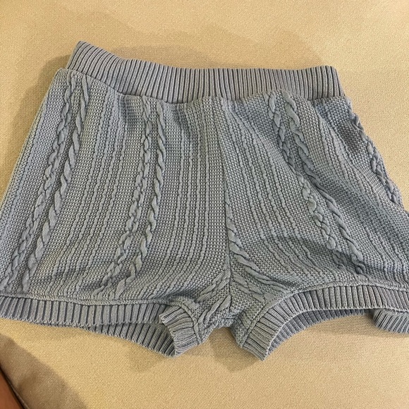 ☀️2/$22☀️ Zara Knit Blue Shorts - Picture 2 of 6